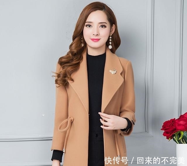 70后人再不打扮就老了！19年最流行这些女装，年轻洋气显气质