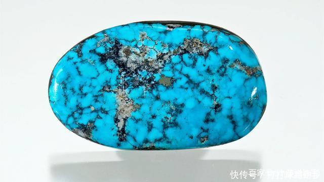 颜色|12月生辰石绿松石,已带着温暖悄然来袭