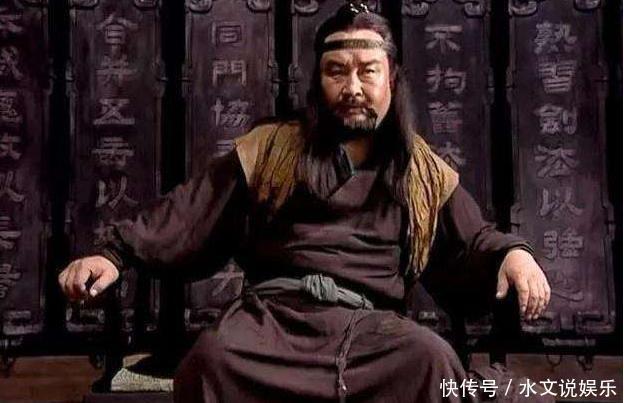 任我行和左冷禅对决,两人武功差距多少?可能比你想象的要小