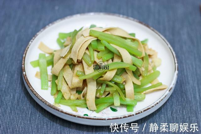 儿童|这个菜含钙极高，儿童多吃对长牙很有帮助，现在吃正好！