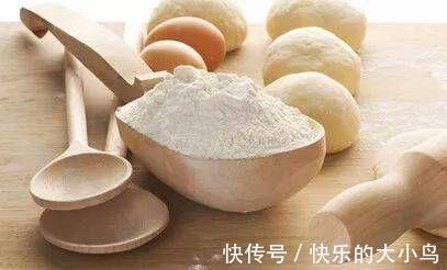 磨坊|夏天面粉里容易生虫,磨坊老板教我这样做,面粉放一年都不结块