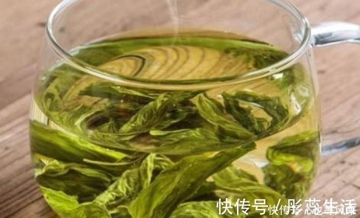 胃病|真正的养胃高手来了，每天喝水加一点，杀灭幽门杆菌，胃病不来扰