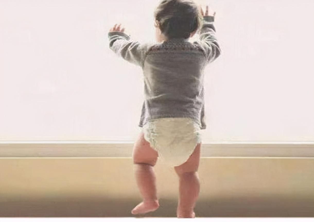 建议|如何度过宝宝行走敏感期?建议家长放开手,让孩子学会"独立"