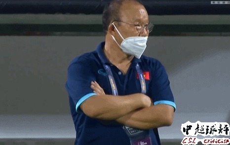 比赛|被打哭了!越南队球员最后时刻4镜头太狼狈:多人落泪太少见!