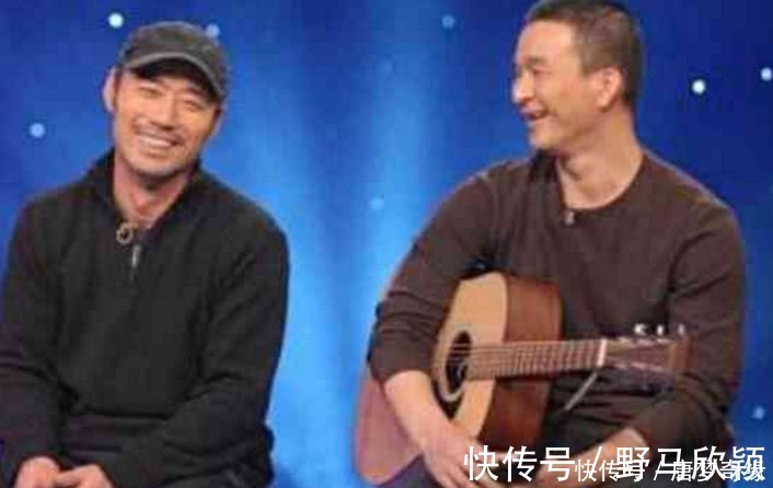 從《星光大道》走出來(lái)的鳳凰傳奇火遍全國(guó),而他們倆卻因丑聞退圈