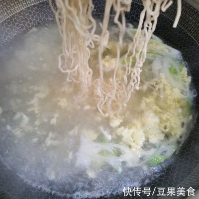 “面条稞汤面条”儿时的味道