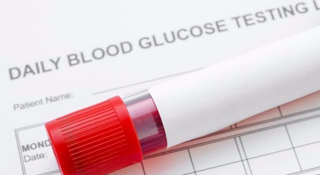  降低血糖|糖尿病患者牢记：3个阶段降糖药不同，别弄混了，高效降糖更长寿