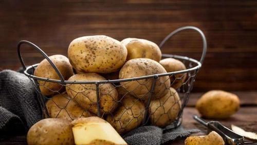 土豆和此物不能一起吃,再喜欢也别放,很多家庭都犯此错