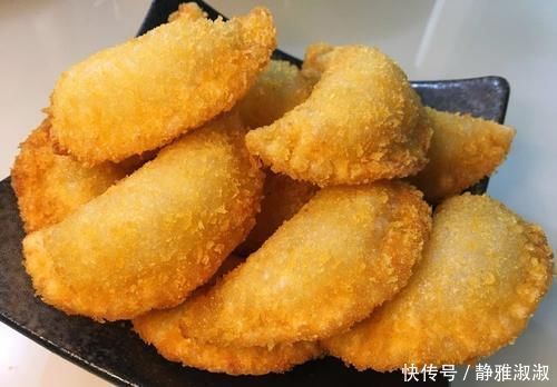 剩下的饺子皮别扔了,简单一做,酥到掉渣,简单营养又美味