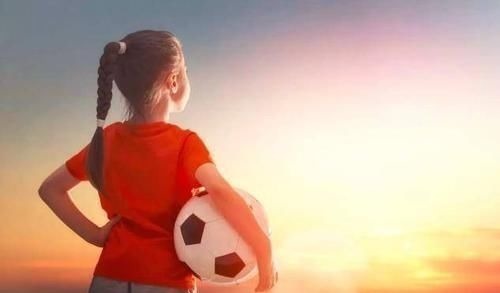 腿部|孩子腿部有这种特征,可能是“大长腿”的预兆,娃的身高有望了