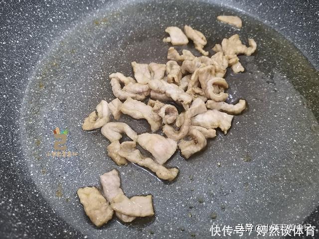 入秋后，这2样蔬菜一起炒，家人都爱吃，便宜又