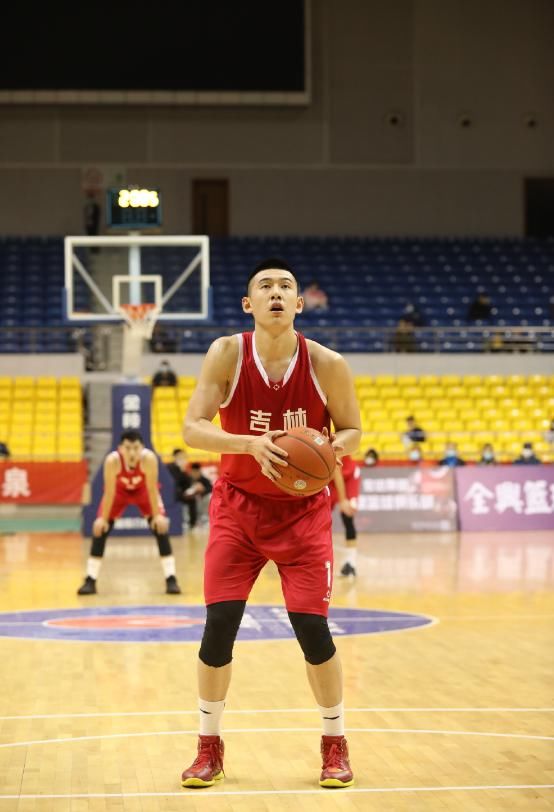 身份|来到鲅鱼圈付豪感慨：身份互换后很不一样 高诗岩：你能率队胜利么
