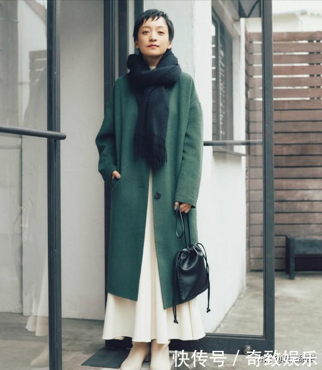 比起减龄,中年女人更需要穿得优雅!学日系妈妈这样穿,气质爆棚