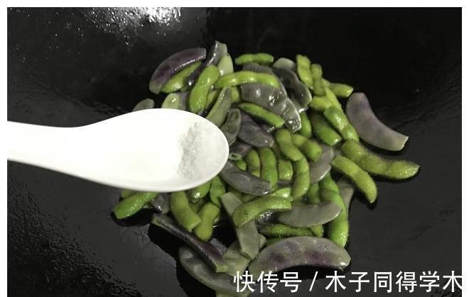 鲜香|这两种素菜再加一勺酱,简单一炒,鲜香入味,比大鱼大肉还下饭
