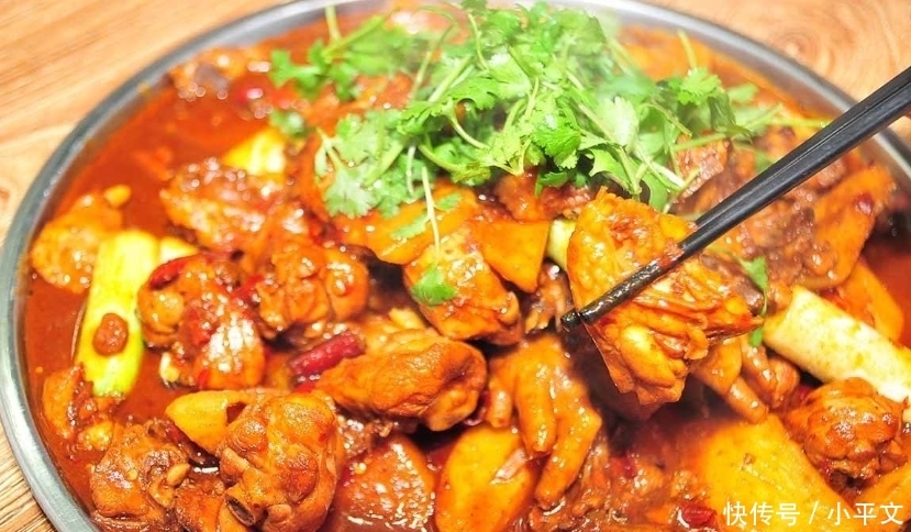 回家|哥哥第一次带女朋友回家,妈妈做四个拿手菜, 准嫂子:明年结婚