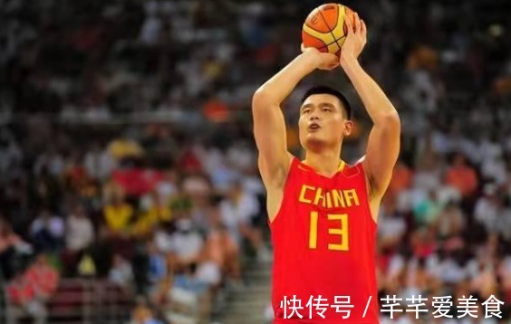 王治郅|假如都在巅峰期,中国男篮最强五人组有谁?姚明上榜,易建联落选
