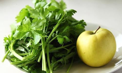 苹果与此物一起吃,血压蹭蹭降,血管不硬化,很多人不清楚