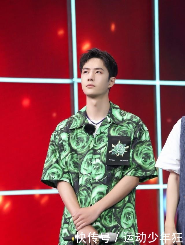 王一博你叼着药瓶跳舞的样子真的让人心疼!