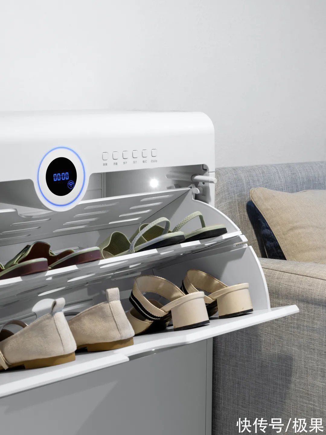 紫外线|根元Footies智能鞋柜体验:紫外线+臭氧,除味、杀菌养护新鞋