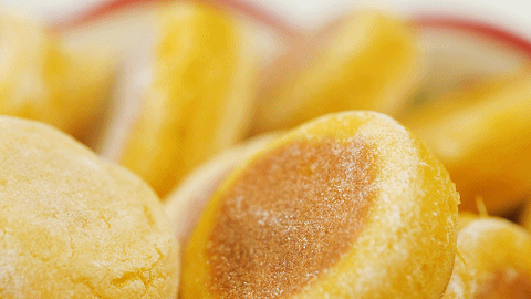 大盘|南瓜新吃法！2块钱能做一大盘！养胃助消化，老人小孩都爱吃！