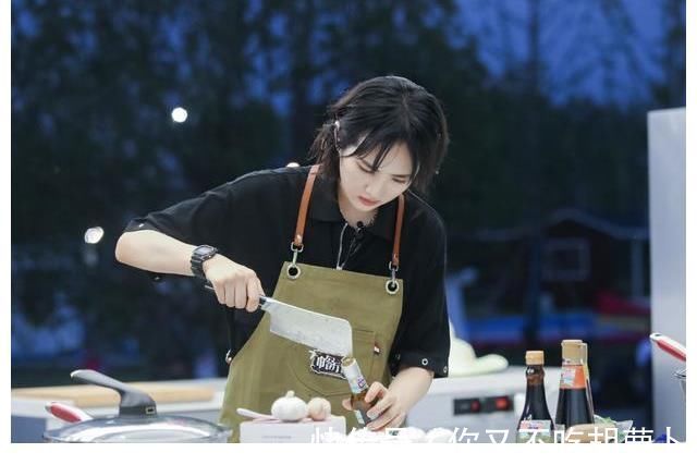 中餐厅5:首播尬点满满,姚安娜认错大葱,黄晓明不知丁真哪里人