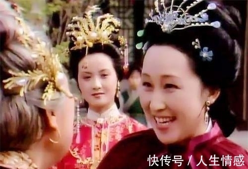 贾宝玉#曹雪芹用两个丫头的名字,说出自己对薛家的蔑视,笔触太辛辣!