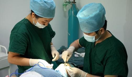 豆豆|“我是孙悟空”，宝妈抱起孩子直奔医院，医生好多孩子都中招了