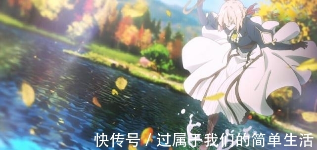 cl紫罗兰永恒花园xMayla classic联动高跟鞋,白金配色很好看