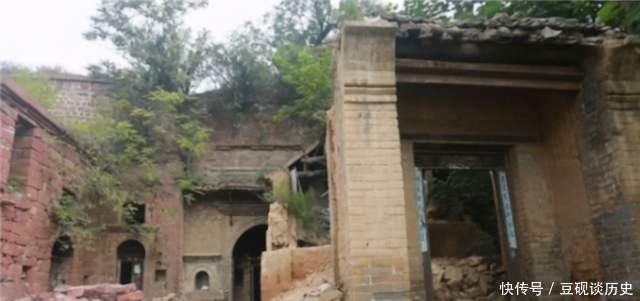  度日|状元后裔牛师静：60年代考上大学，年过70行乞度日，却乐在其中