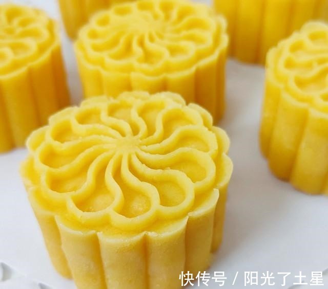 口感|绿豆糕,夏日解暑必备佳品,口感香甜软绵,香而不腻!