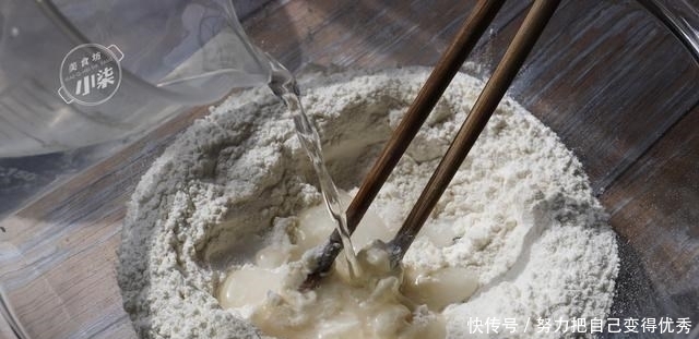 想吃凉皮不用买了，教最简单做法，不用洗面，劲道爽滑张张透亮