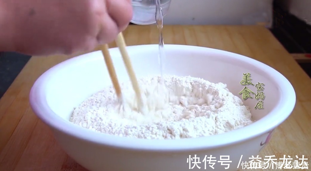 宝妈|家常烙饼掌握好这一步,做出来的饼柔软又筋道,简单易学零失败!