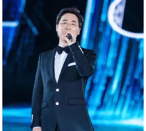 《好聲音》那英退出,內(nèi)定冠軍傳言不攻自破!新一任導(dǎo)師大有來頭