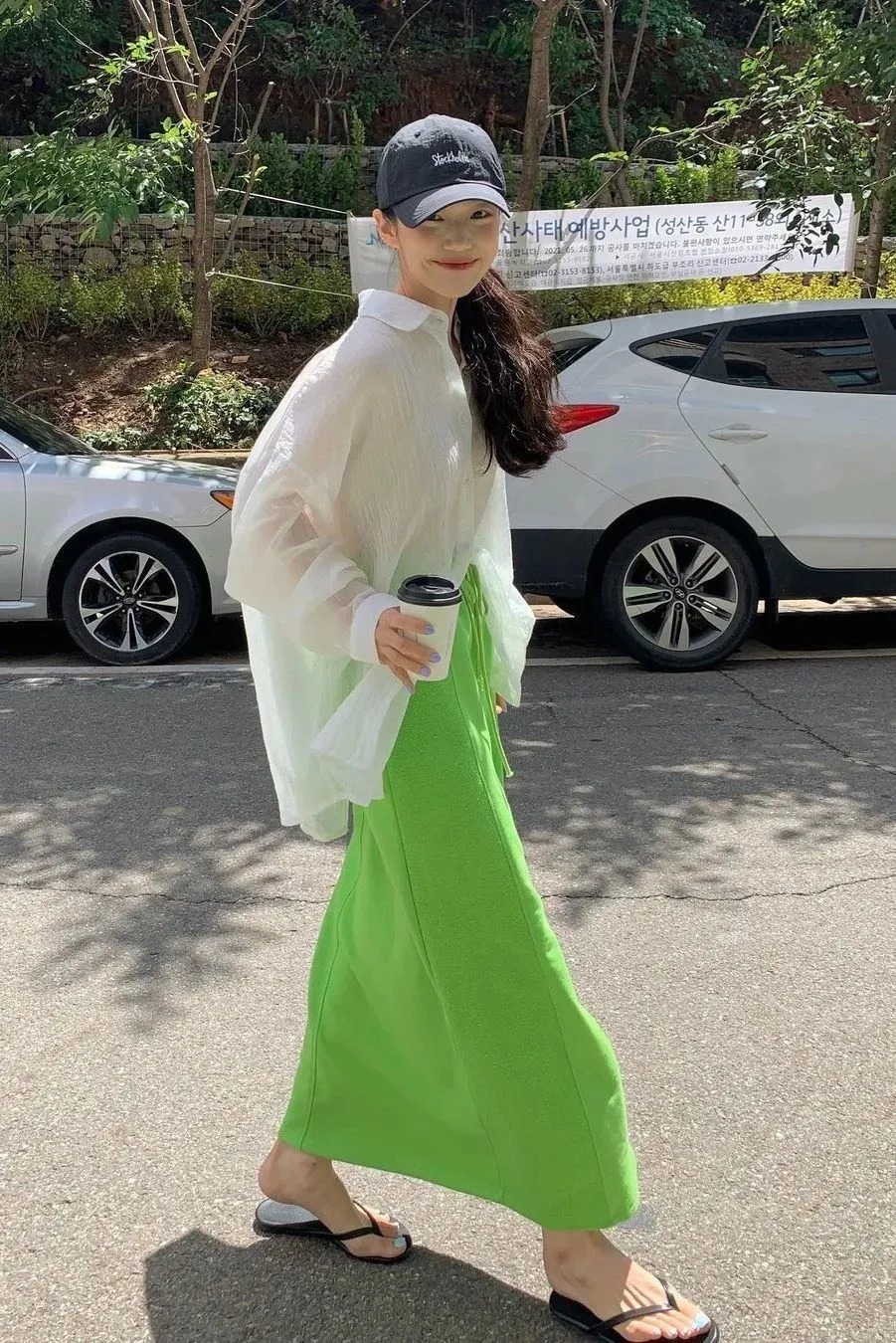 时髦|“平底鞋+裙子”穿出女人最轻松,优雅的样子,巨时髦!