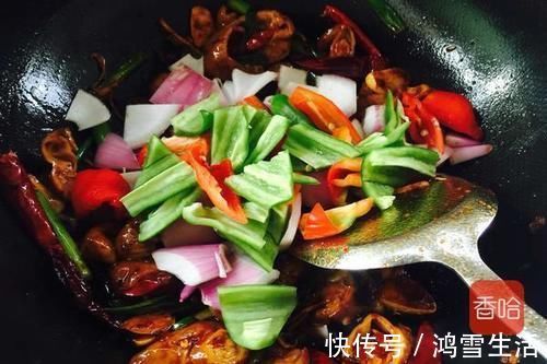 郫县豆瓣|让肥肠好吃10倍的秘诀！照着做软烂入味，出锅香翻天