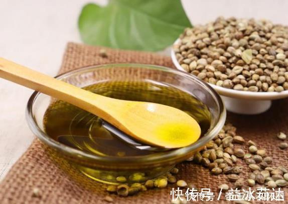 蜂蜜水|“便秘”拉不出来怎么办先别急，常吃“3物”，可通通通