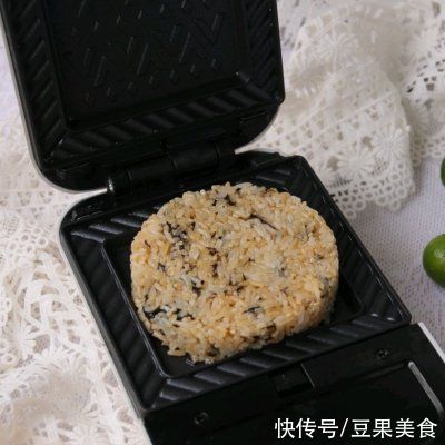 黄瓜|超扎实超满足的黄瓜牛肉饼芝士米汉堡