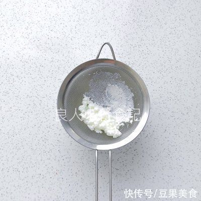 丘比香|#丘比三明治#又软又嫩｜满足食欲「超嫩鸡蛋三明治」