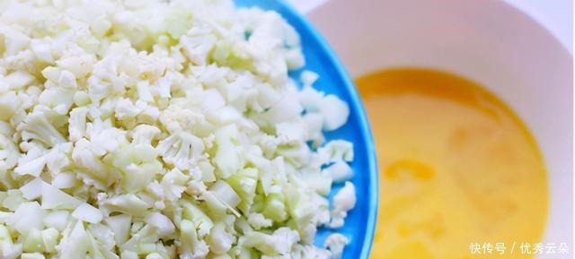 欧阳娜娜同款无米蛋炒饭,健康低脂,减肥解馋两不误