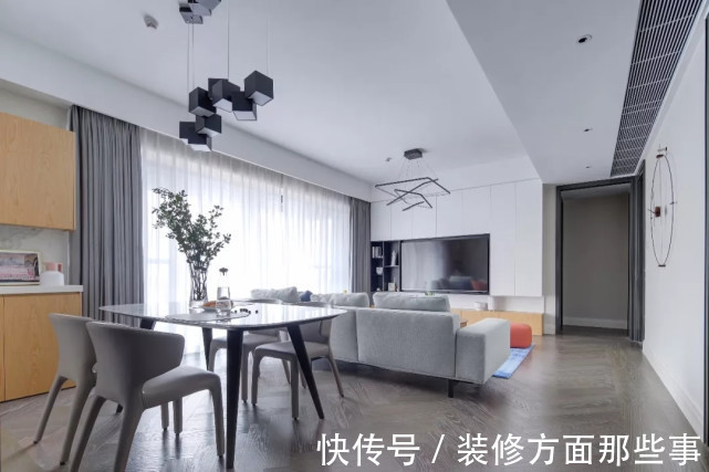 鞋柜|148平现代风四居室,让空间充满了安静舒心的氛围感