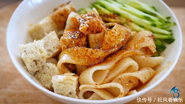 搞定|祖传的凉皮做法,不用洗面不用等,成本不到1元,30分钟就能搞定