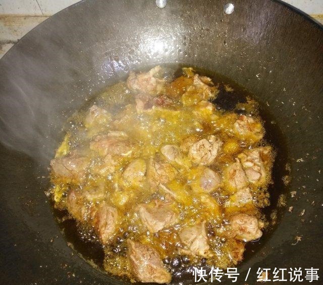 做法|孜然羊肉，做法简单，太解馋了！