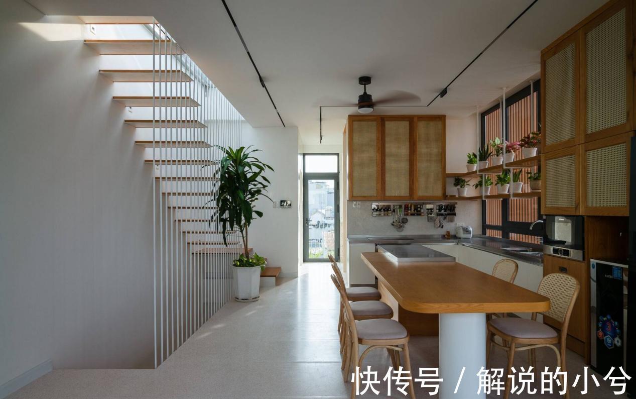 楼房|越南楼房占地面积小,5层小楼“瘦瘦高高”,一层2间房,安静舒服