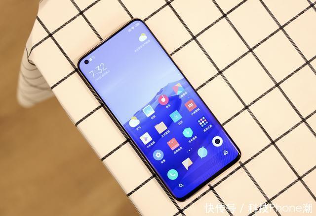 入手|骁龙875要来,一众865旗舰还值得买吗?入手前这几点要清楚