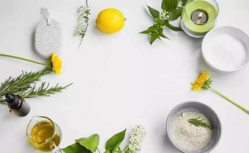 护肤攻略：敏感肌脸颊泛红怎么修复，谁说再见我们会红着脸？