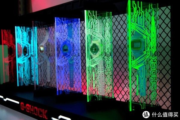 农家橡树、透明浪潮，千元左右值得购买的卡西欧G-shock腕表