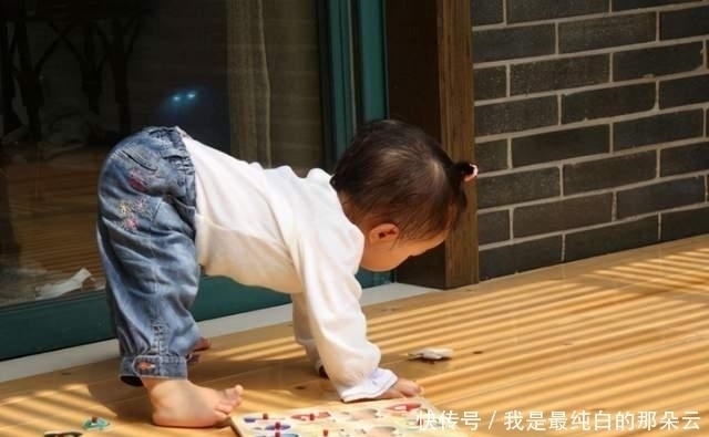 宝妈|宝宝出生多久认识妈妈，有以下表现，说明娃已经从心里开始依赖你