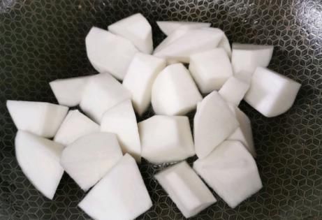 2月底,不吃这菜太亏了,比白菜好吃,现在最便宜,错过可惜了