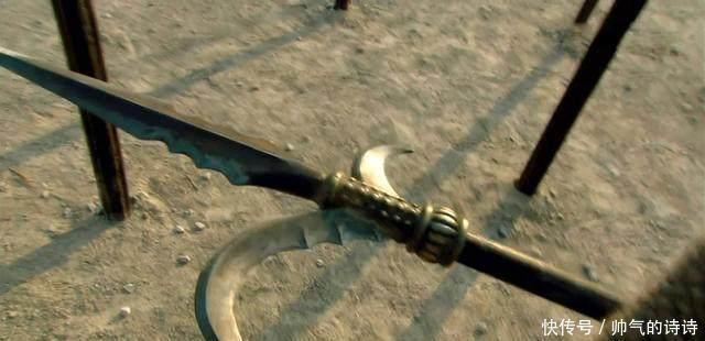 梁山@梁山第1个惨死的正将,七窍流血而亡,使用的这把兵器是当时一绝