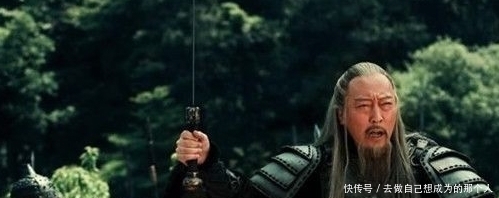 空城计|诸葛亮巧施空城计,为何司马懿领兵十万不围攻,反而火速退兵